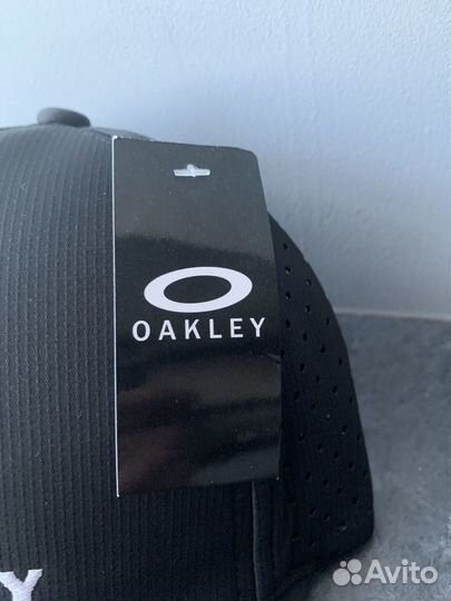 Кепка oakley