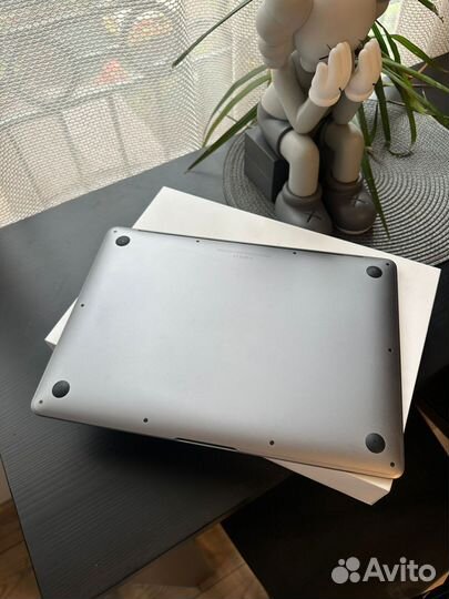 Apple MacBook air 13 2020 m1 8gb 256