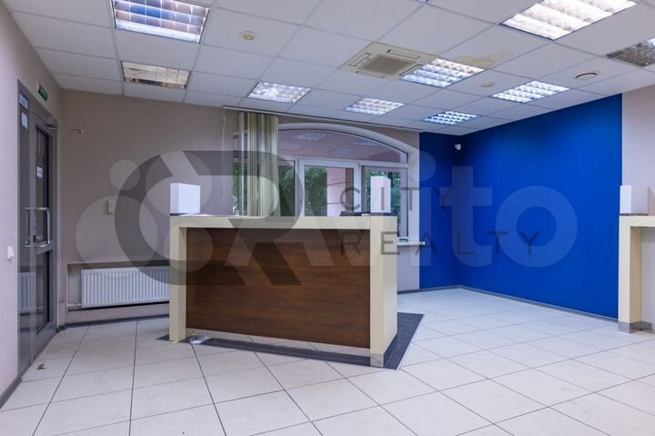 Клиника, депозитарий, расчетный центр - 378 м²