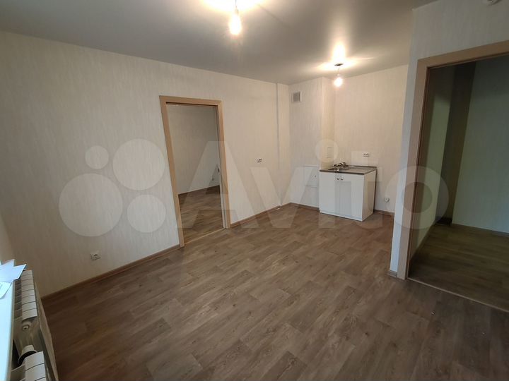 2-к. квартира, 46 м², 1/8 эт.