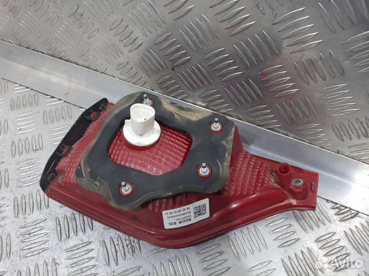 Фонарь внутренний правый Kia Sportage QL G4KJ 2019