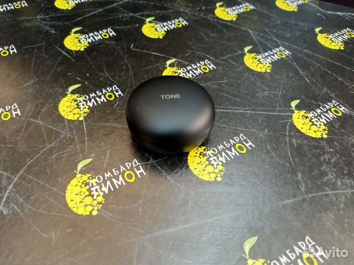 Беспроводные наушники LG HBS-FN7