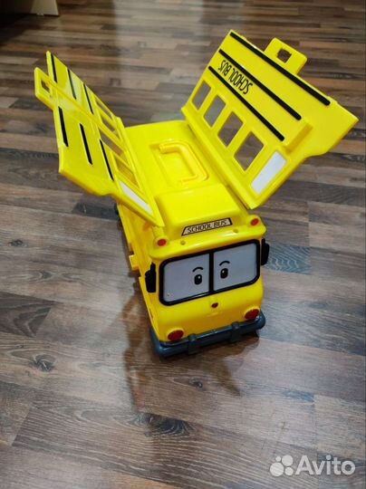 Трансформеры Робокар Поли, гараж Скулби