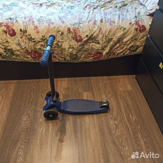 Самокат Maxi Micro