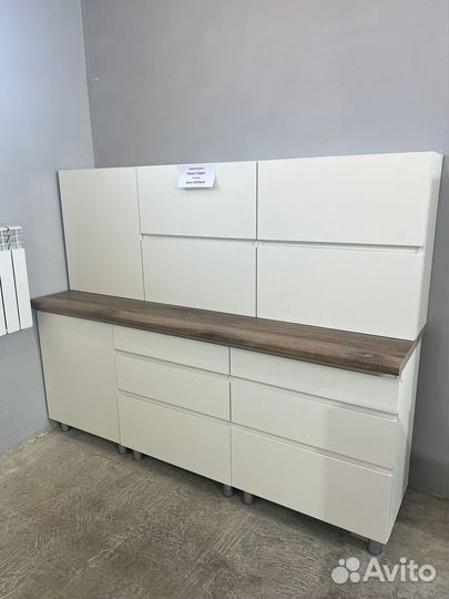 Кухонный гарнитур белый 2,0 м готовое решение