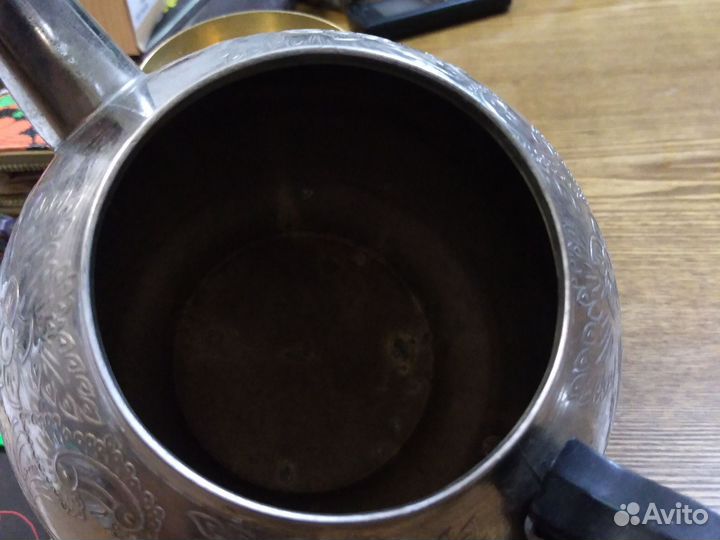 Мельхиоровый чайник