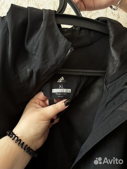 Ветровка adidas оригинальная