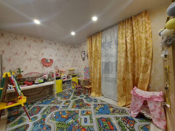 Дом 146,4 м² на участке 8,9 сот.