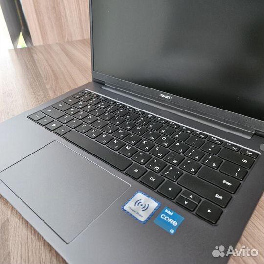 Ноутбук новый в коробке