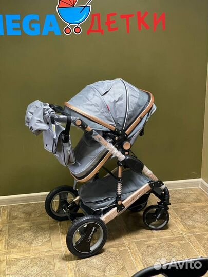 Коляска для новорожденных. Новая