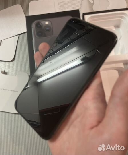 iPhone 11 Pro, 64 ГБ