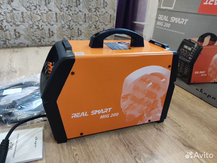 Полуавтомат сварог real SMART 200