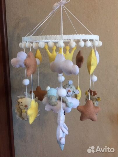Мобиль в кроватку