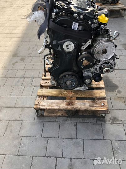 Двигатель M9R renault trafic 2.0 DCI espace laguna