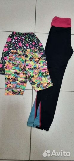 Два больших пакета с вещами и обувь