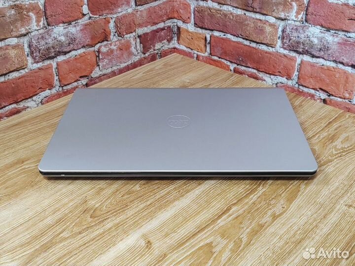 Dell inspiron Игровой Ноутбук 2 видеокарты Core i5