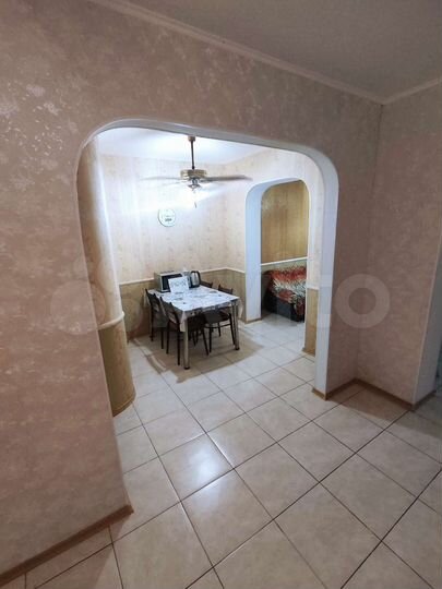 2-к. квартира, 55 м², 1/5 эт.