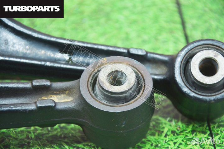 Рычаги нижние передние Honda Inspire UA4 F20B2