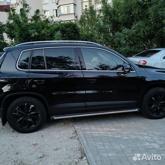 Volkswagen Tiguan 2.0 AT, 2011, 184 000 км