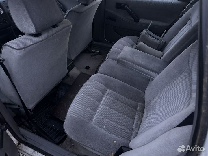 Разбор Volkswagen Passat B3 1.8 RP, 90 л.с, МКПП