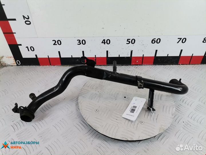 Патрубок радиатора Volkswagen Passat B5 1998