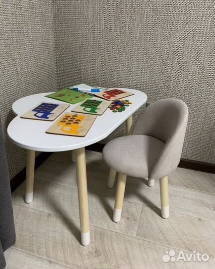 Детский стол и стул