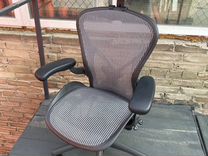 Компьютерное кресло herman miller