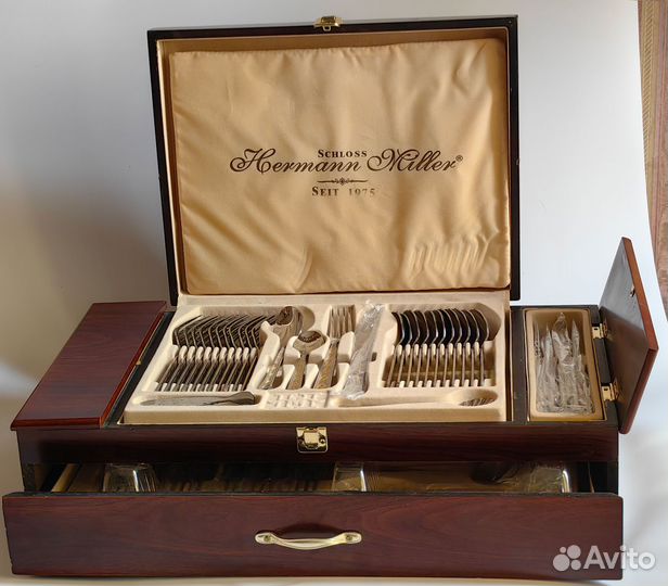 Набор столовых приборов на 12 перс. Hermann Miller