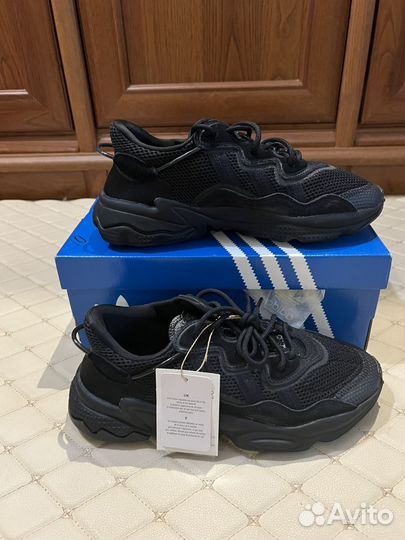 Кроссовки Adidas Ozweego оригинал 6.5US 8.5US