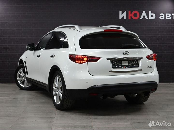 Infiniti FX30 3.0 AT, 2012, 180 980 км