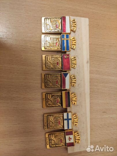 Набор значков чемпионат мира по хоккею Москва -86