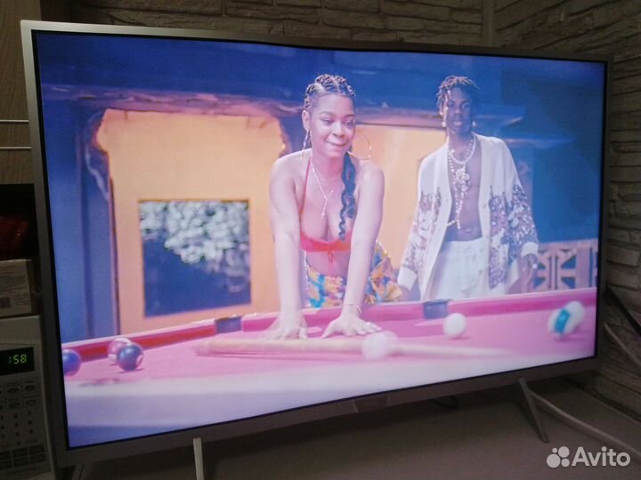 Телевизор Philips SMART TV