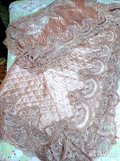 Покрывало на двуспальную кровать