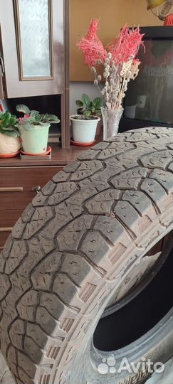 Hankook AH11 245/70 R16