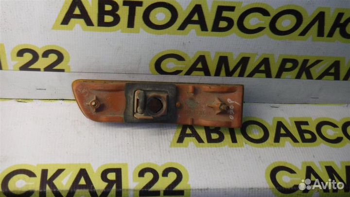 Указатель поворота в бампер левый Toyota Camry XV