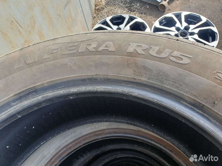 Nexen N'Fera RU5 SUV 215/60 R17 96H