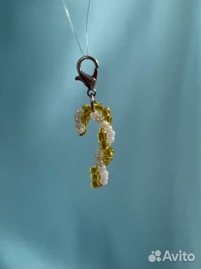 Подвеска из бисера