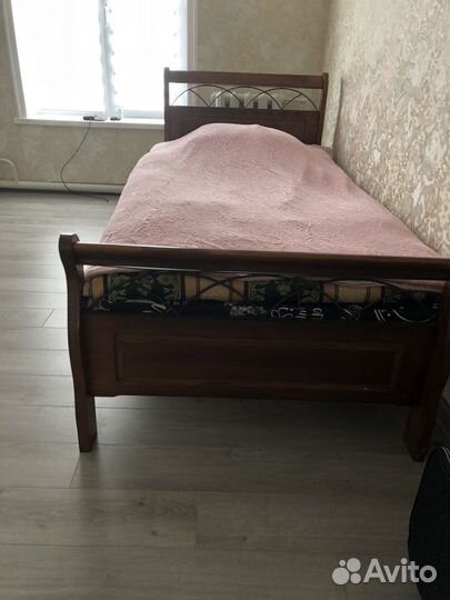 Кровать односпальная с матрасом бу