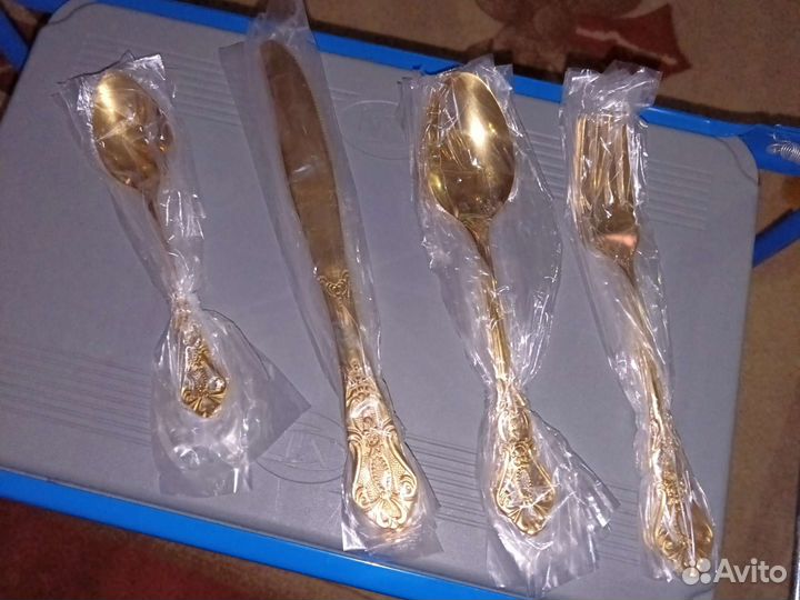 Набор золотой столовый царский 24 предмета
