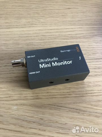 Blackmagic Ultra studio mini monitor