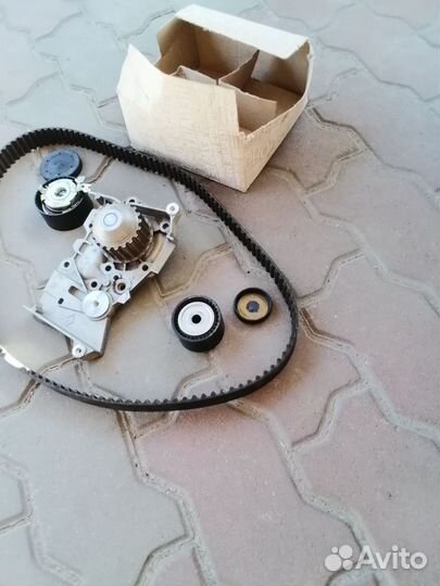 Ремень грм и помпа renault