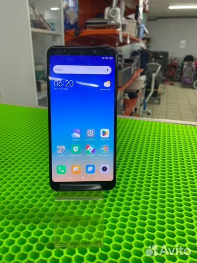 Xiaomi Redmi 5 Plus, 3/32 ГБ