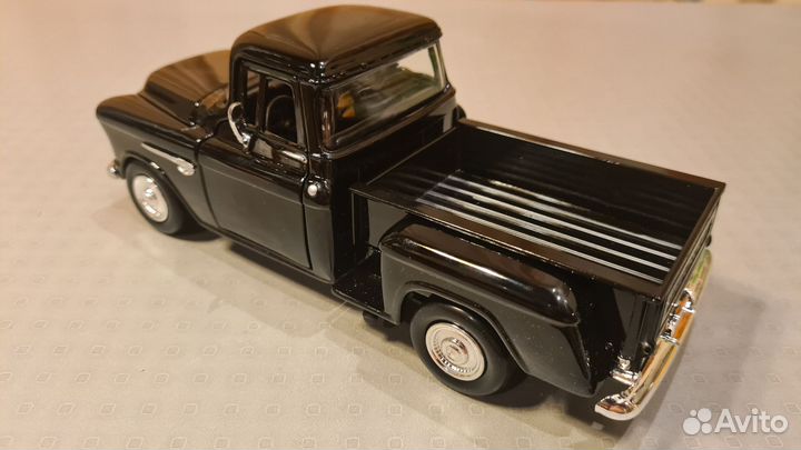 Коллекционная модель 1/24