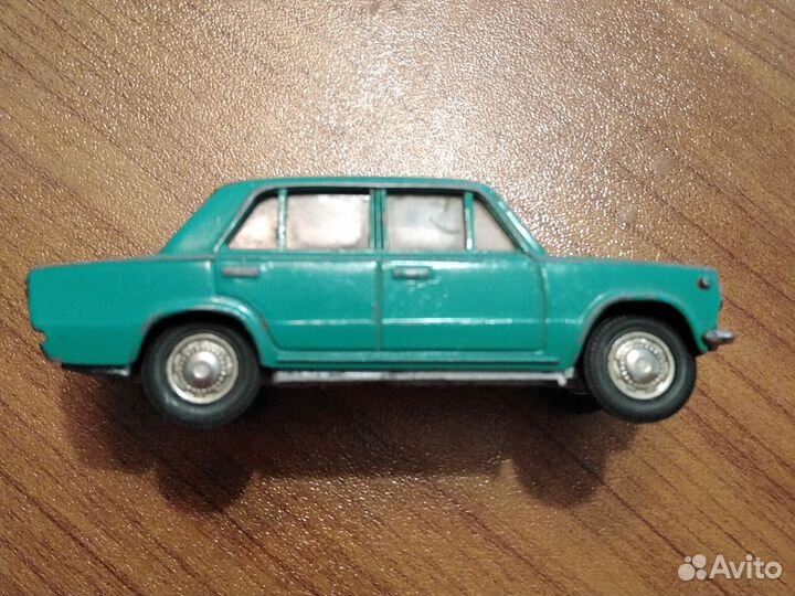 Модели автомобилей СССР ваз-2101