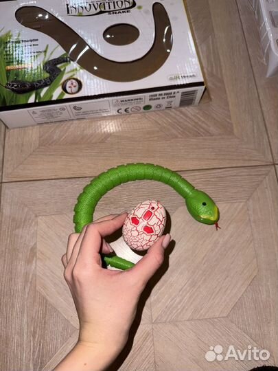 Игрушка робот с пультом