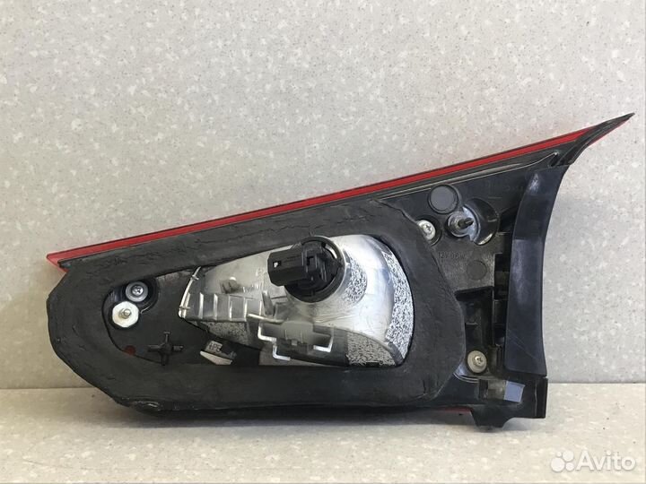 Фонарь задний внутренний левый Mazda 3 (BM) 2013