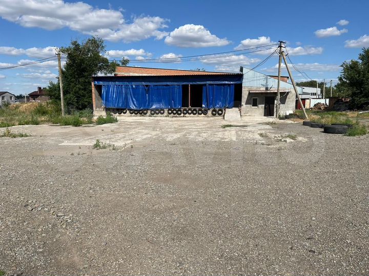 Склад, 930 м²