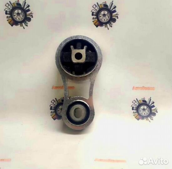 Опора двигателя верхняя Опель Виваро