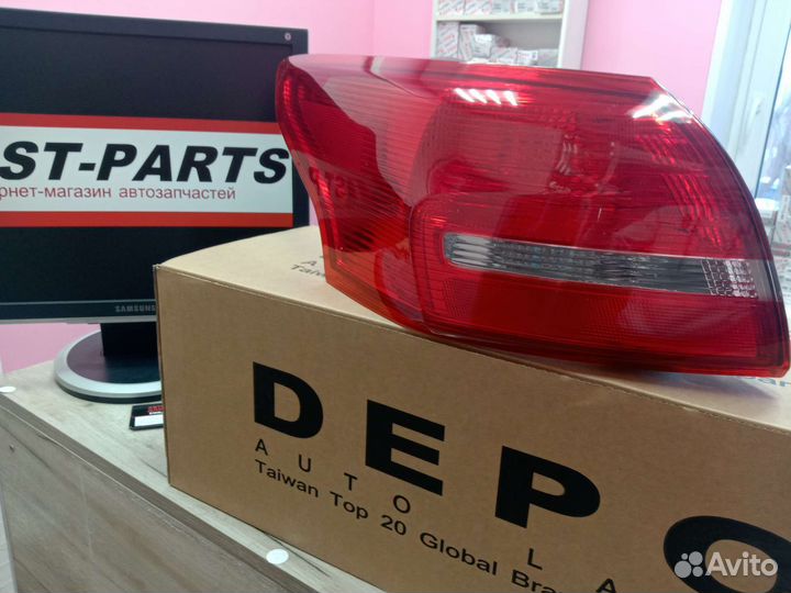 Фонарь задний левый ford focus 3