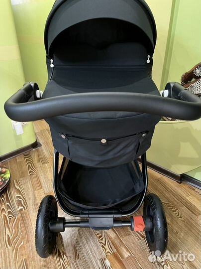 Продам коляску Stokke Trailz